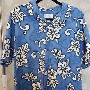 Howie xl short sleeve tropical button down shirt